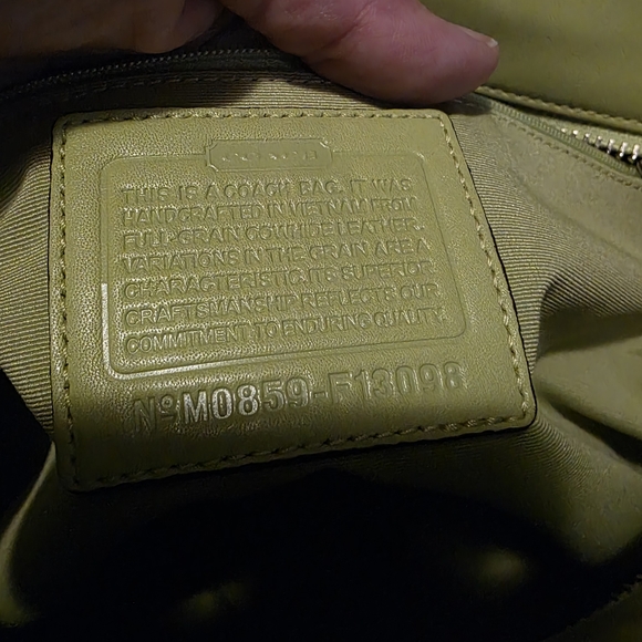 Coach Gallery Tote in a lime green (sometimes referred to as "pear") leather. - Picture 9 of 9